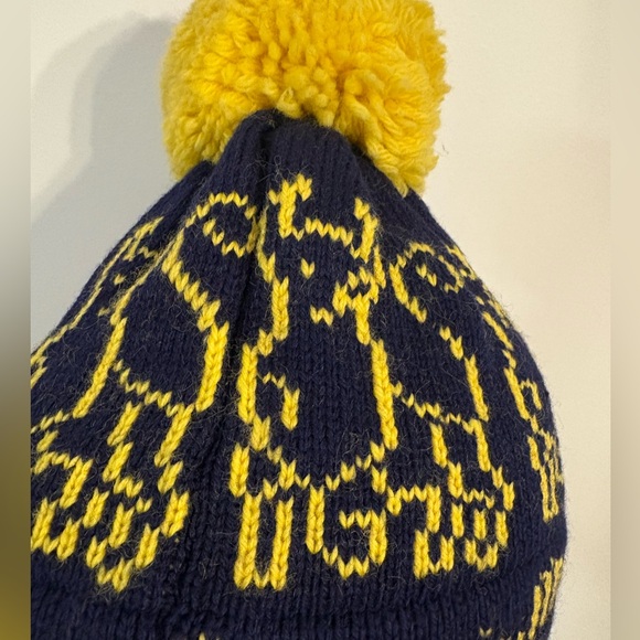 Rare Vintage Merril Lynch logo Murray Merkley 100 virgin wool winter toque Pom - Picture 2 of 5